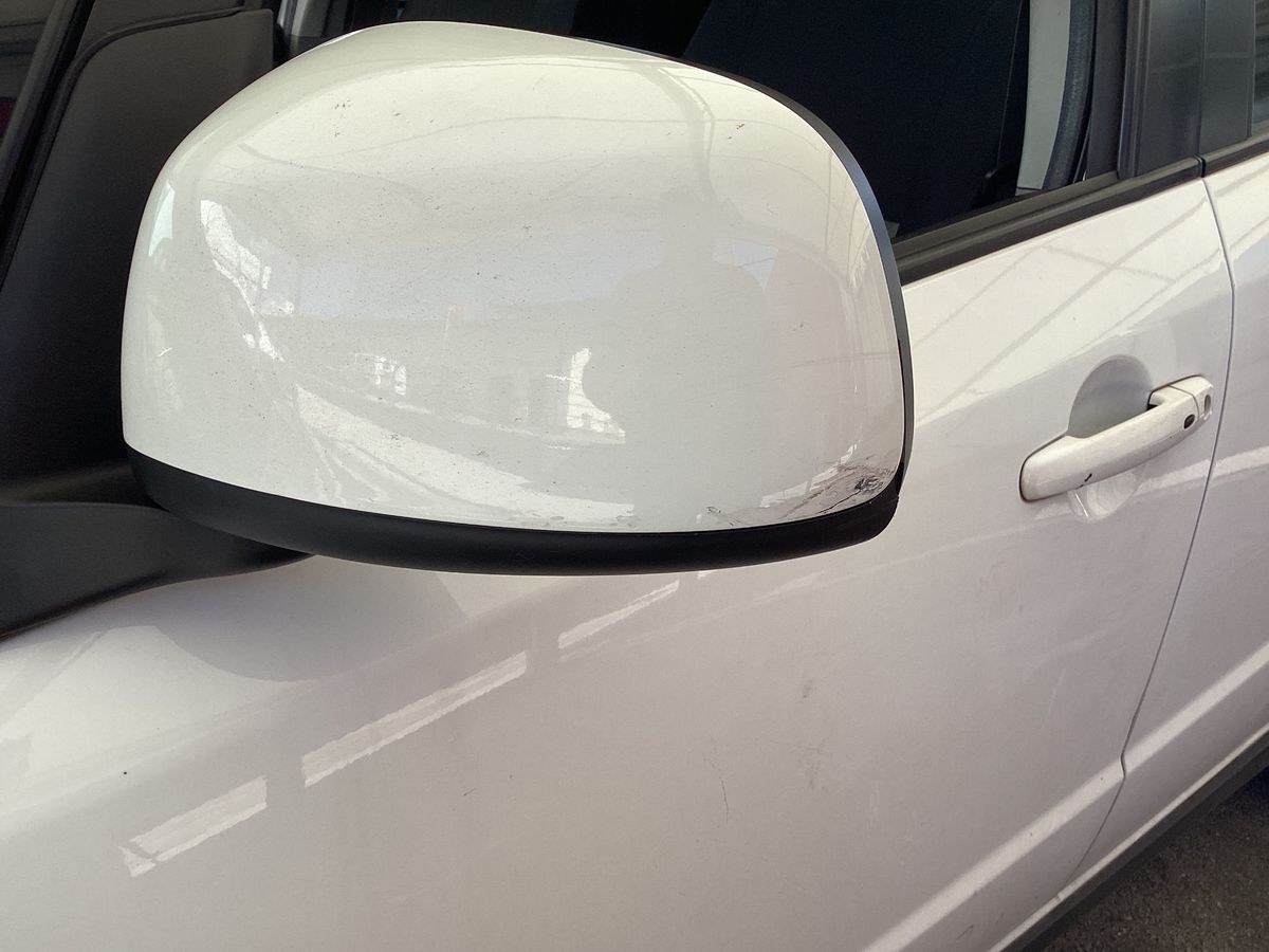 Suzuki SX4 2011 — photo 37