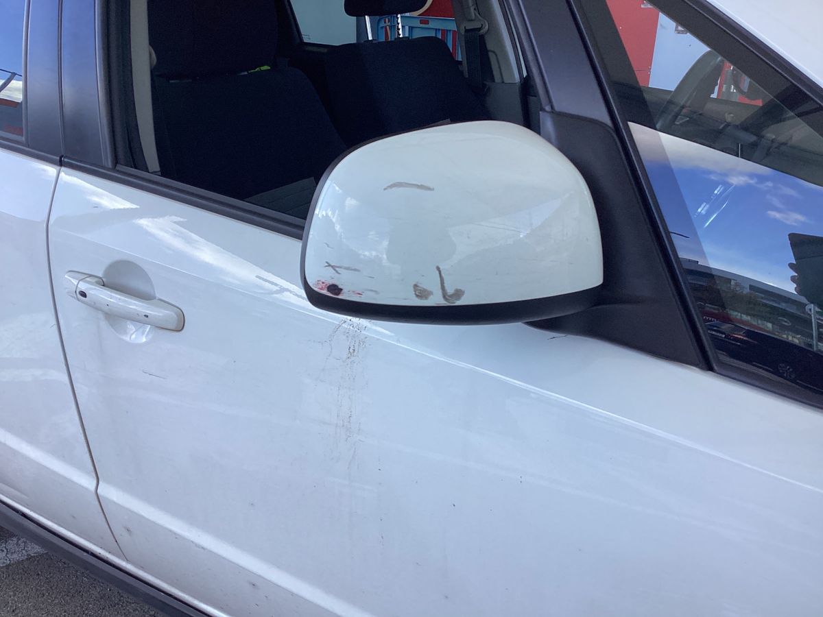 Suzuki SX4 2011 — photo 33