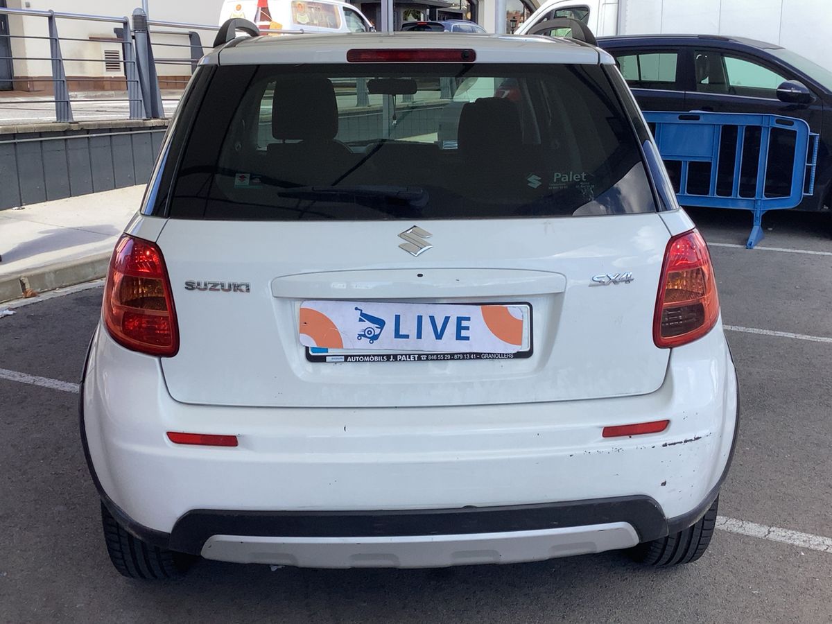 Suzuki SX4 2011 — photo 8