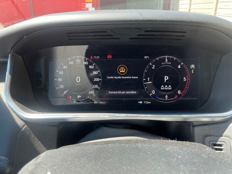 Land Rover Range Rover Sport 3.0 SD V6 HSE Dynamic — zdjęcie 13