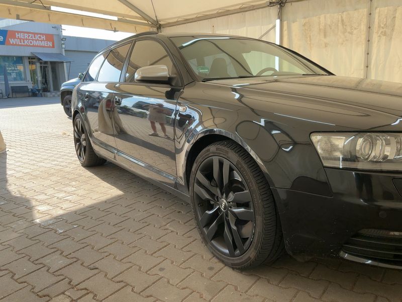 Audi S6 5.2 V10 FSI quattro — zdjęcie 8