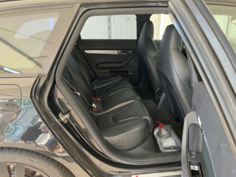 Audi S6 5.2 V10 FSI quattro — zdjęcie 14