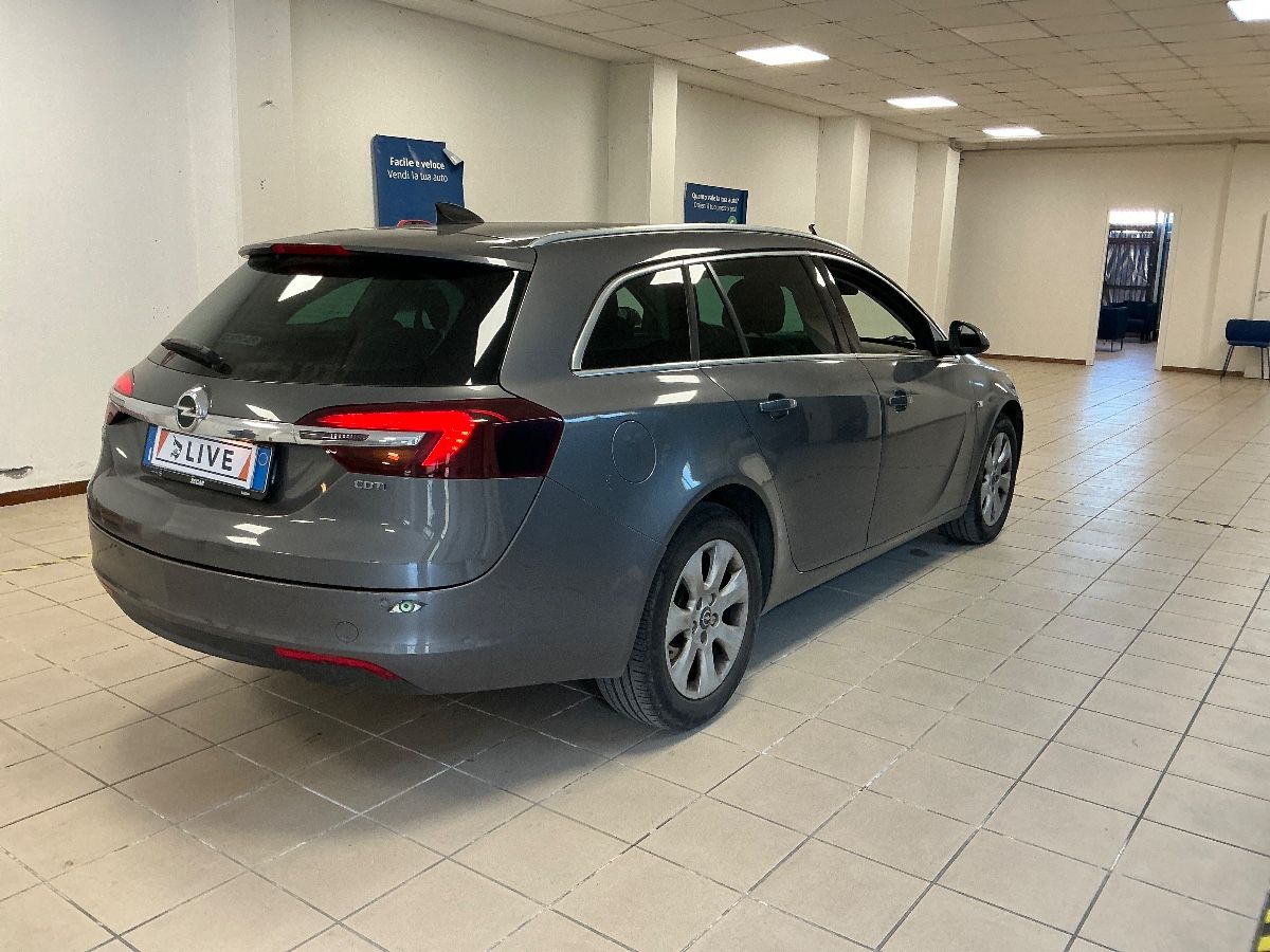 Opel Insignia Sports Tourer 1.6 CDTI DPF Cosmo Business