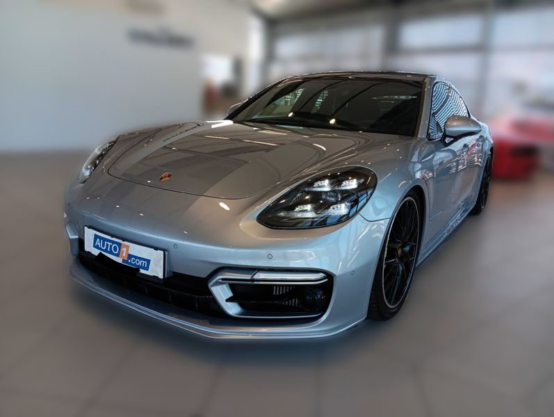Porsche Panamera 4 E-Hybrid