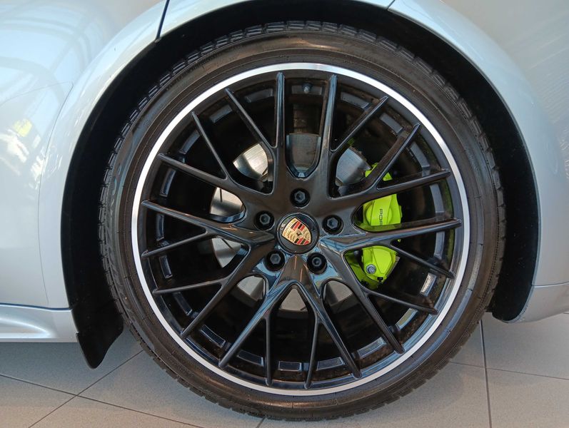 Porsche Panamera 4 E-Hybrid — zdjęcie 19