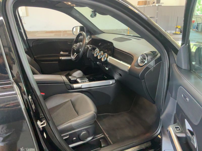 Mercedes-Benz GLB-Klasse GLB 200 d 4Matic Progressive — zdjęcie 11