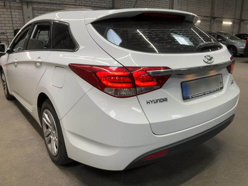 Hyundai i40 1.6 Classic Blue — zdjęcie 3