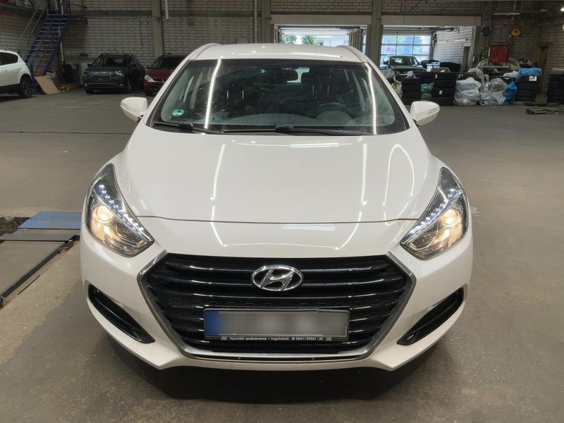 Hyundai i40 1.6 Classic Blue — zdjęcie 9