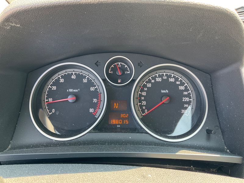Opel Zafira 1.8 Edition Plus 2011 – снимка 4