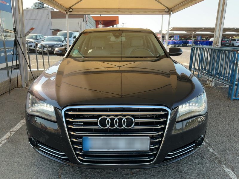 Audi A8 4.2 V8 FSI quattro — zdjęcie 9