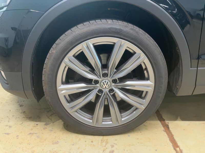 Volkswagen Tiguan 2.0 TDI Highline 4Motion BlueMotion Tech 2016 – снимка 3