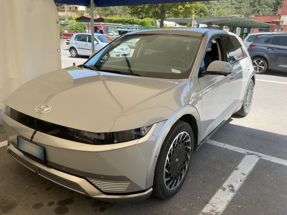 Hyundai IONIQ 2022 — photo 1