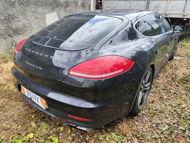 Porsche Panamera Turbo — zdjęcie 5