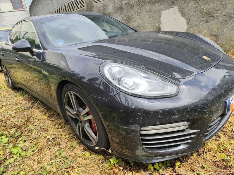 Porsche Panamera Turbo — zdjęcie 6