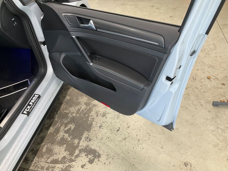 Volkswagen Golf VII 2.0 TDI GTD BlueMotion Tech 2018 – снимка 28