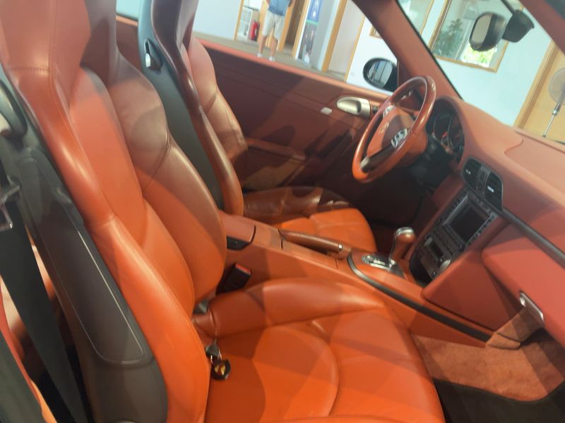 Porsche 911 997 Carrera 4 — zdjęcie 11