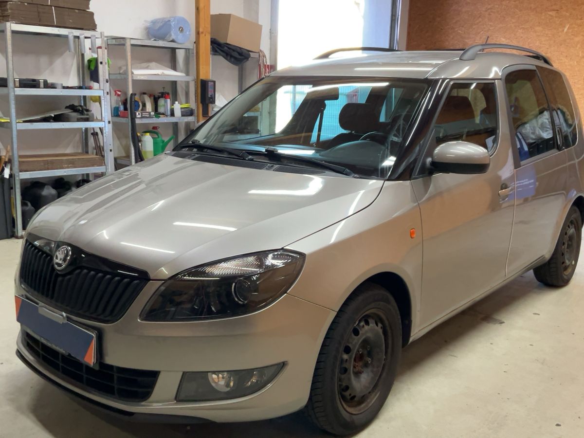 Skoda Roomster 2015