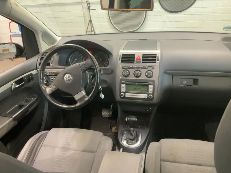 Volkswagen Touran 1.4 TSI Highline 2007 – снимка 17