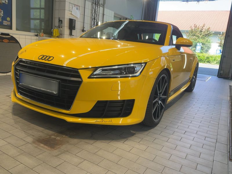 Audi TT 1.8 TFSI Roadster — zdjęcie 2