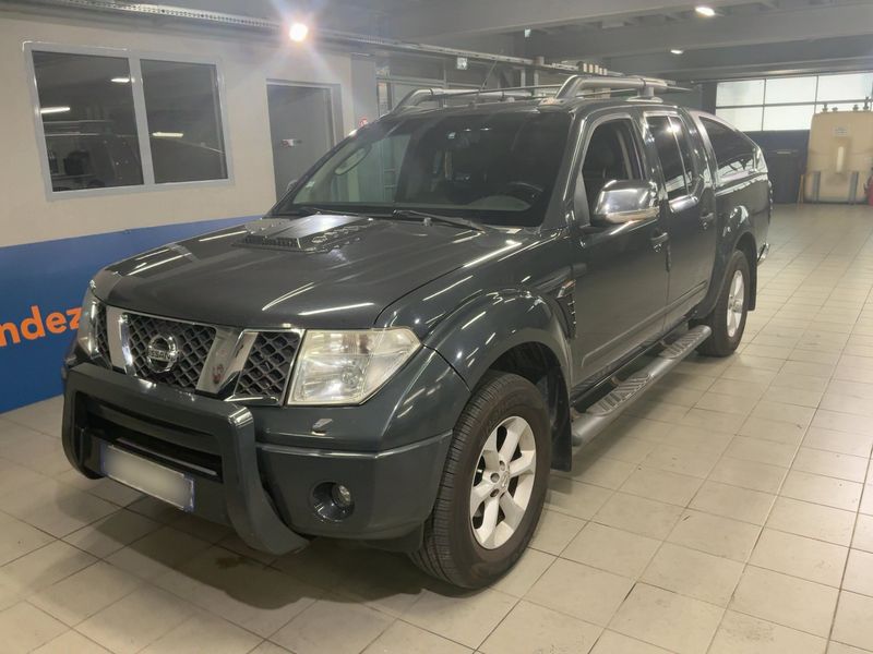 Nissan Navara Pick-up 2.5 dCi Double Cab SE 4x4