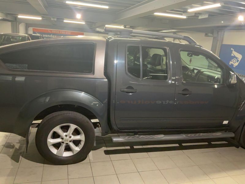 Nissan Navara Pick-up 2.5 dCi Double Cab SE 4x4 — zdjęcie 7