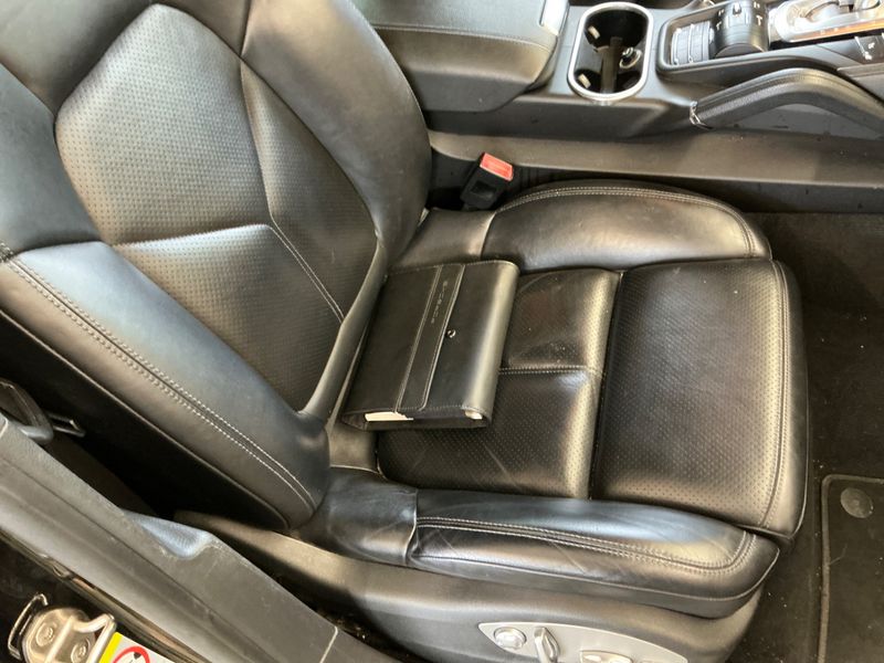 Porsche Cayenne Diesel Platinum Edition 2014 – снимка 28