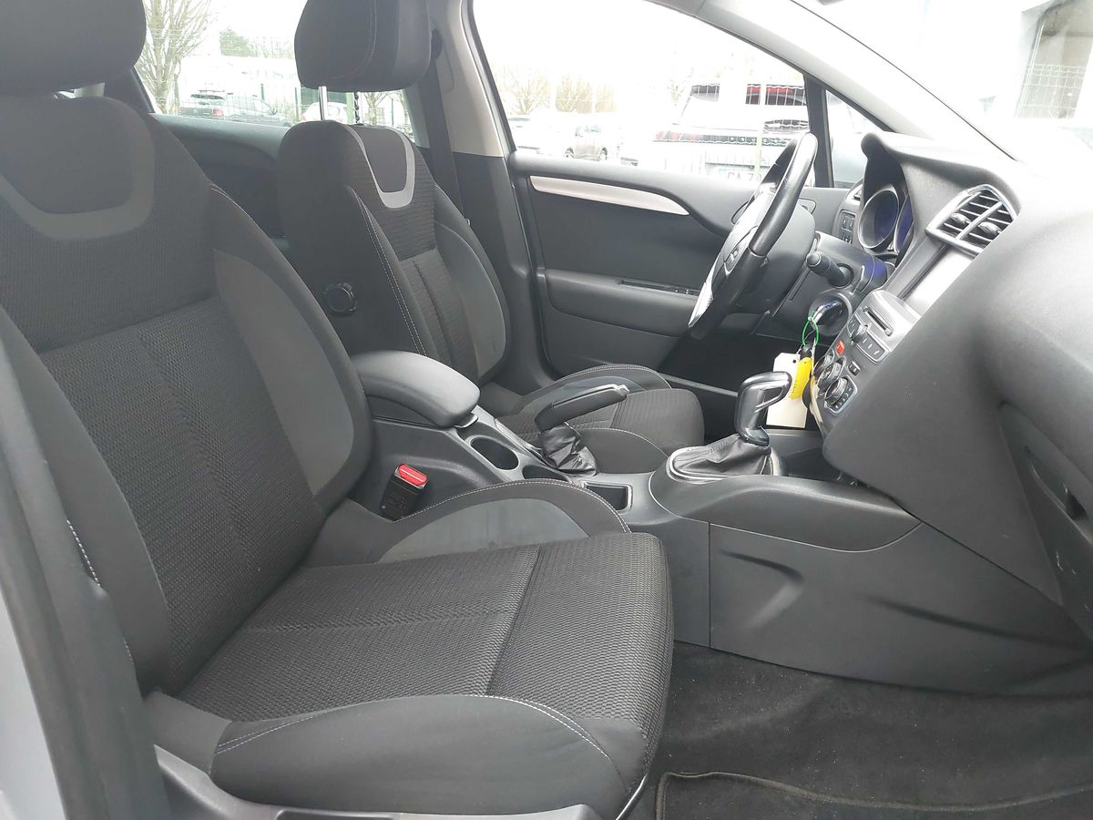 Citroen C4 2017 — photo 11