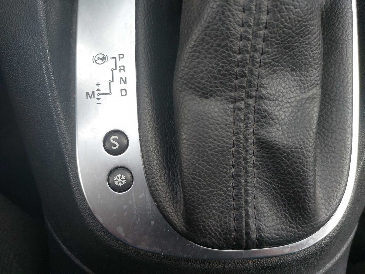 Citroen C4 2017 — photo 33
