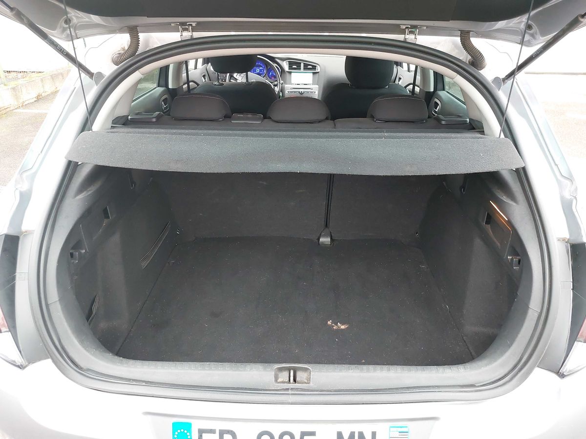 Citroen C4 2017 — photo 10