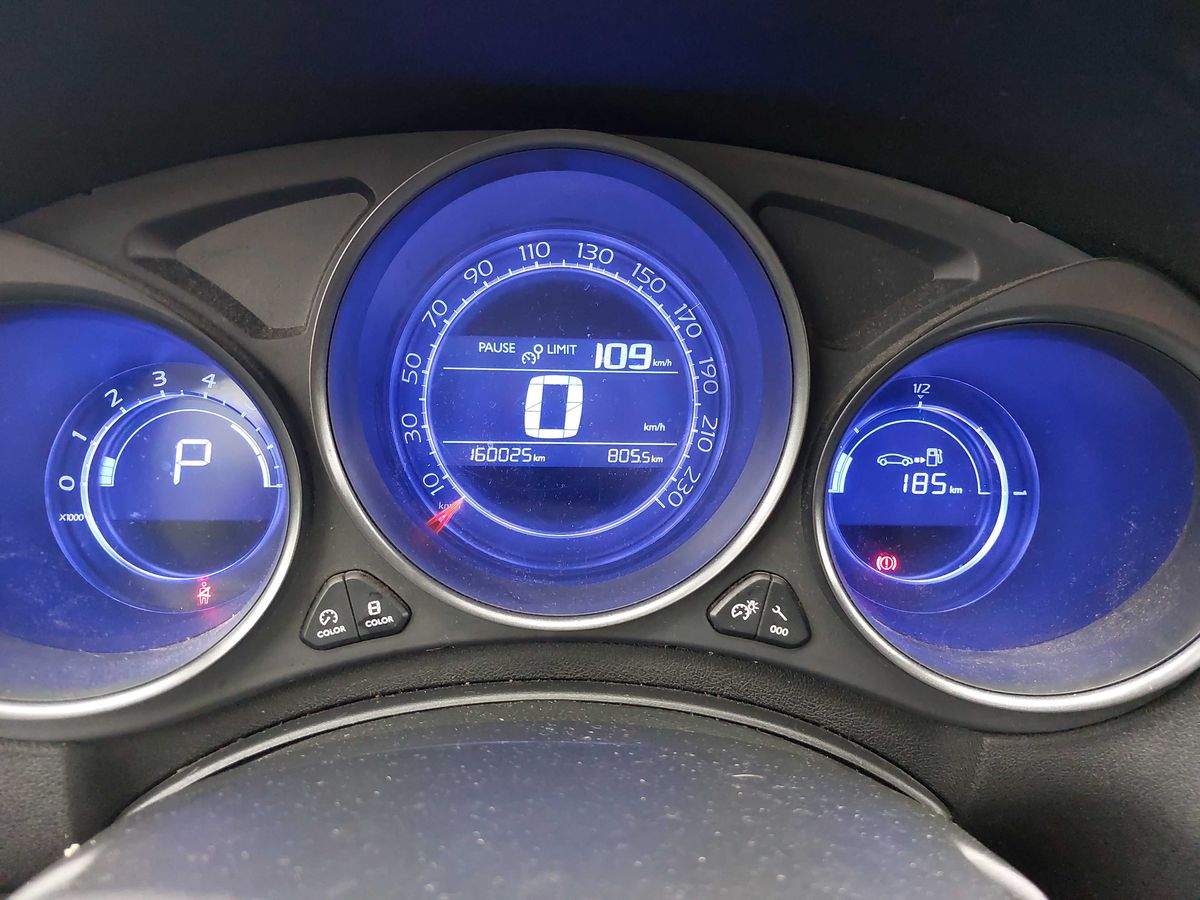 Citroen C4 2017 — photo 13