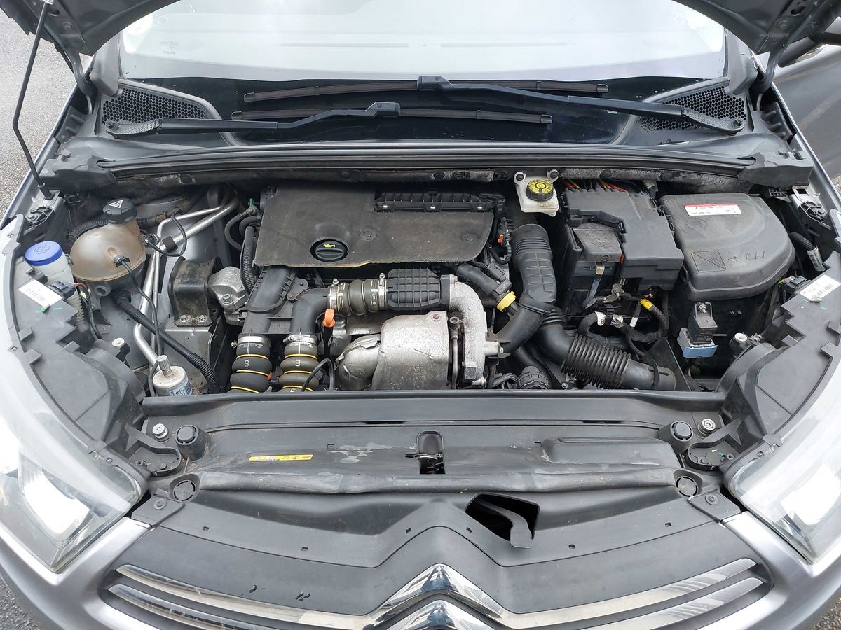 Citroen C4 2017 — photo 9