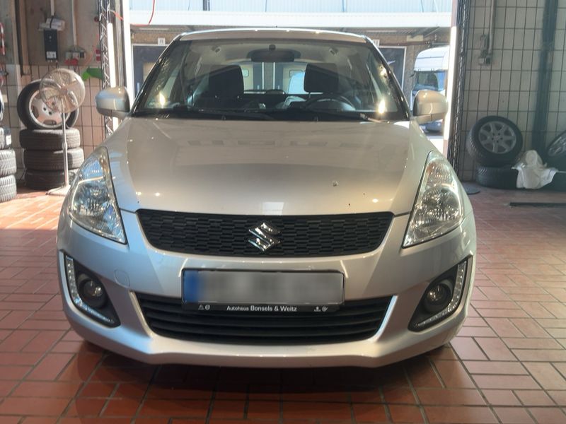Suzuki Swift 1.2 Basic — zdjęcie 9