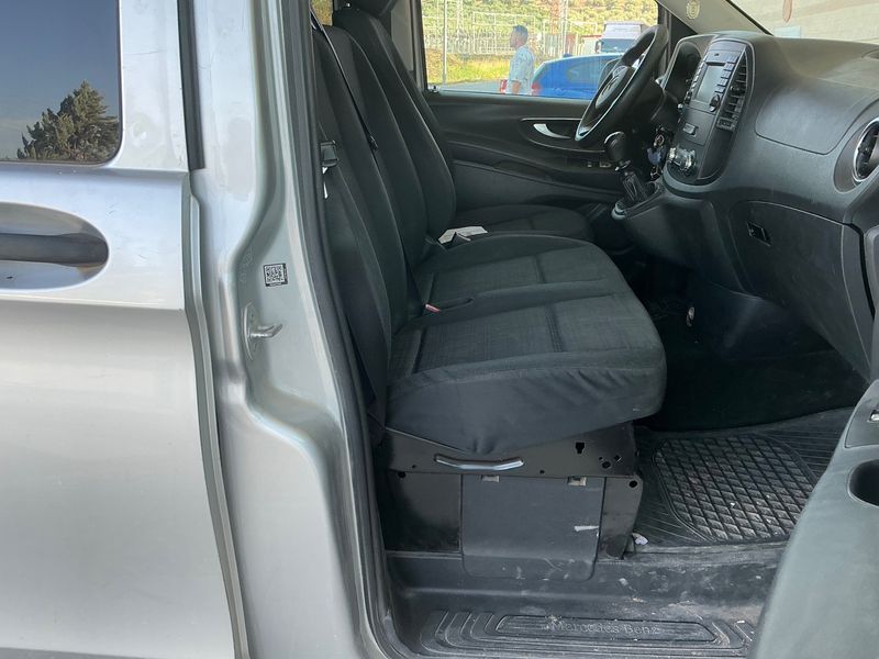 Mercedes-Benz Vito Tourer 111 CDI lang — zdjęcie 11