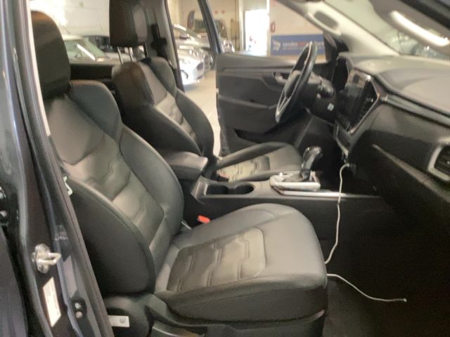 Isuzu D-MAX 1.9 Turbodiesel Double Cab 4WD LSE — zdjęcie 11