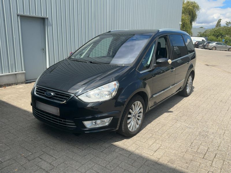 Ford Galaxy 2.0 TDCi Titanium — zdjęcie 2