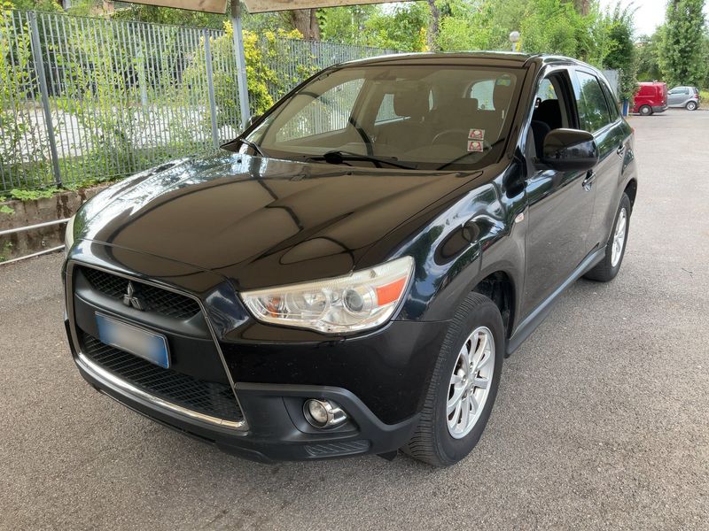 Mitsubishi ASX 1.8 DI-D Invite 2WD — zdjęcie 1