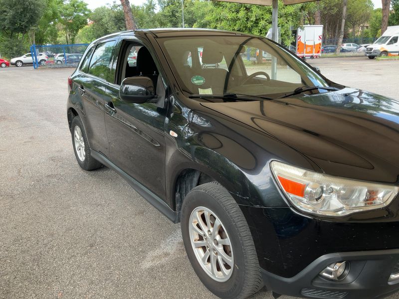 Mitsubishi ASX 1.8 DI-D Invite 2WD — zdjęcie 8