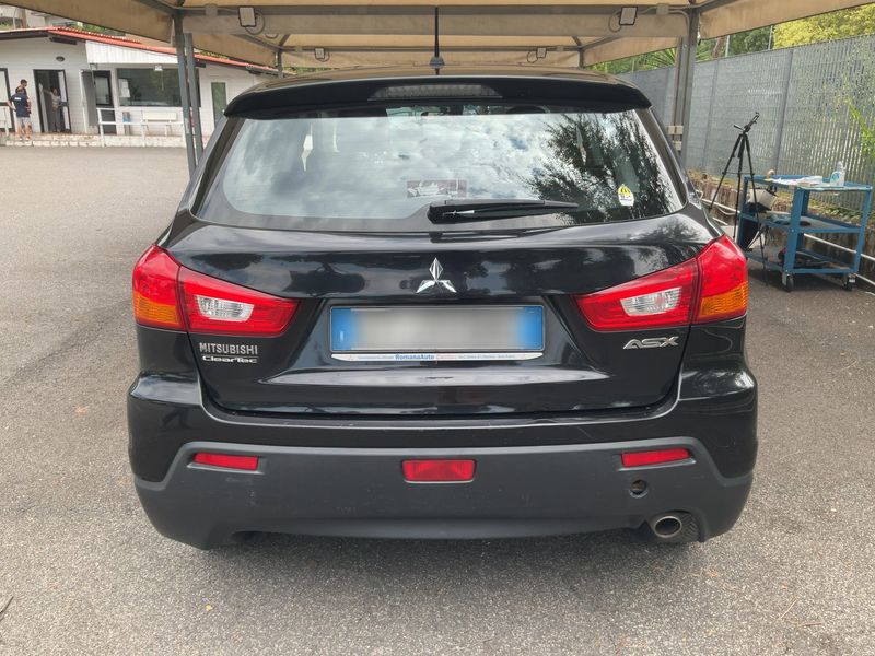 Mitsubishi ASX 1.8 DI-D Invite 2WD — zdjęcie 5