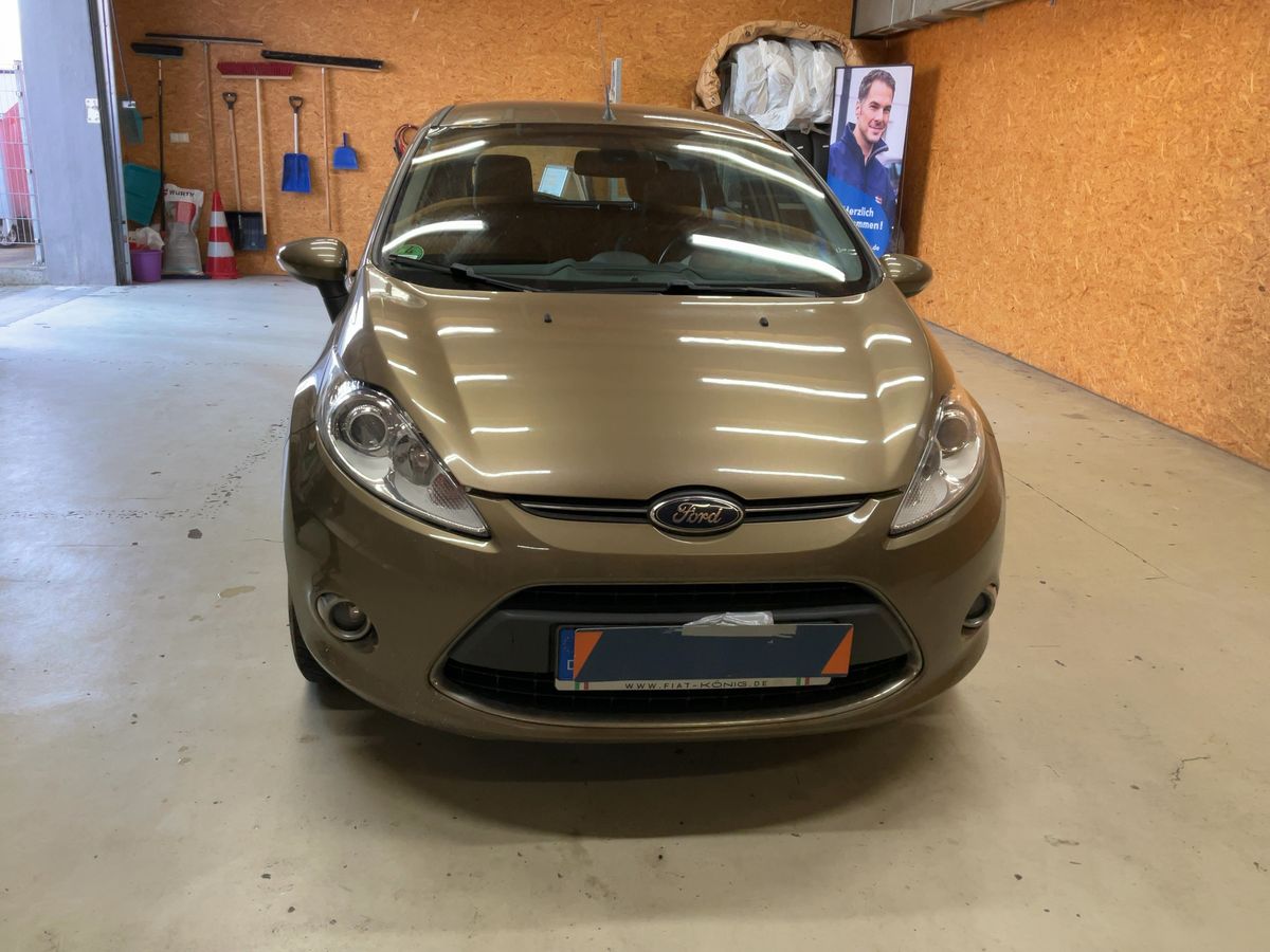 Ford Fiesta 2011 — photo 15