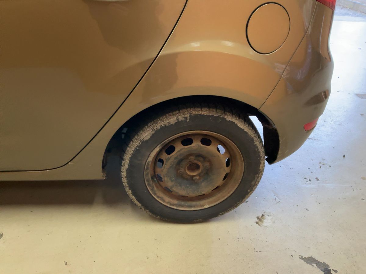 Ford Fiesta 2011 — photo 6