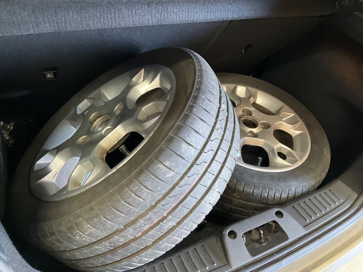 Ford Fiesta 2011 — photo 16