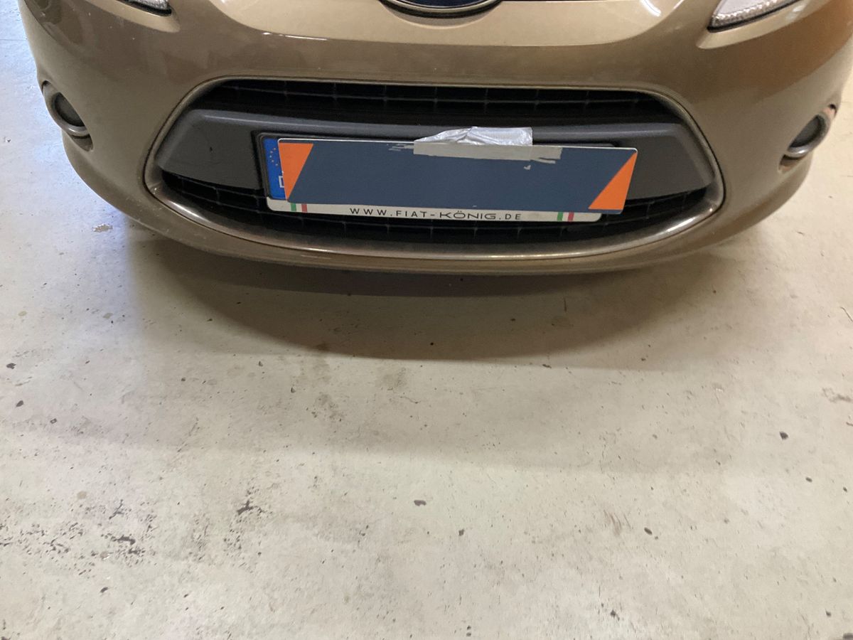Ford Fiesta 2011 — photo 3