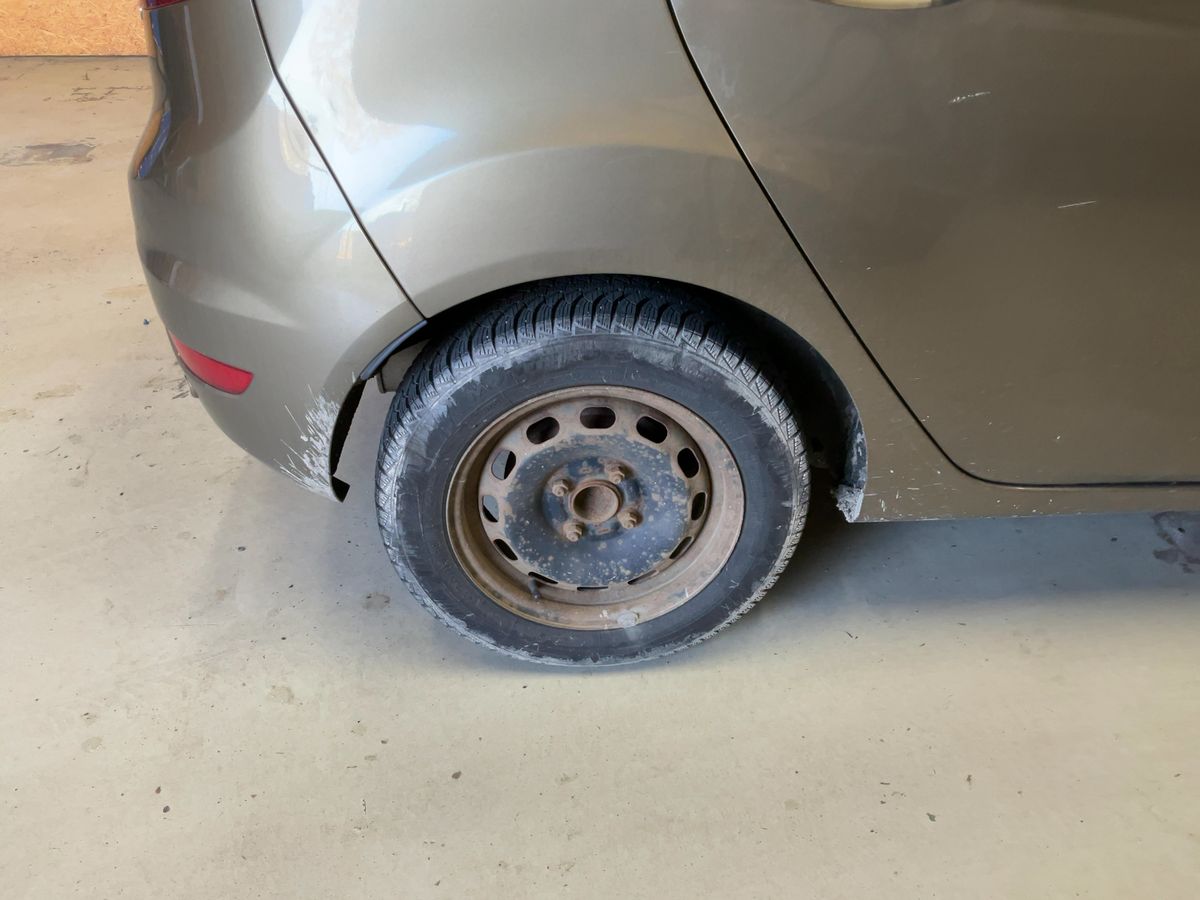 Ford Fiesta 2011 — photo 10