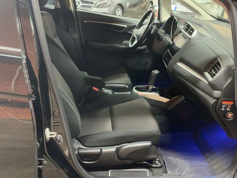 Honda Jazz 1.3 i-VTEC Elegance — zdjęcie 11
