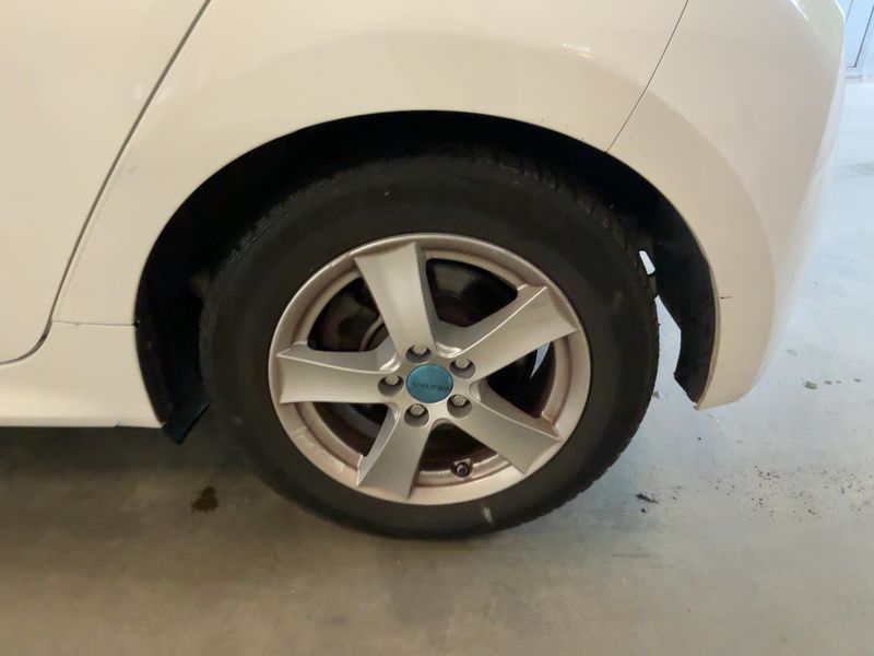 Toyota Yaris 1.5 Hybrid 2021 – снимка 5