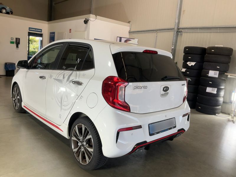 Kia Picanto 1.2 GT Line — zdjęcie 3