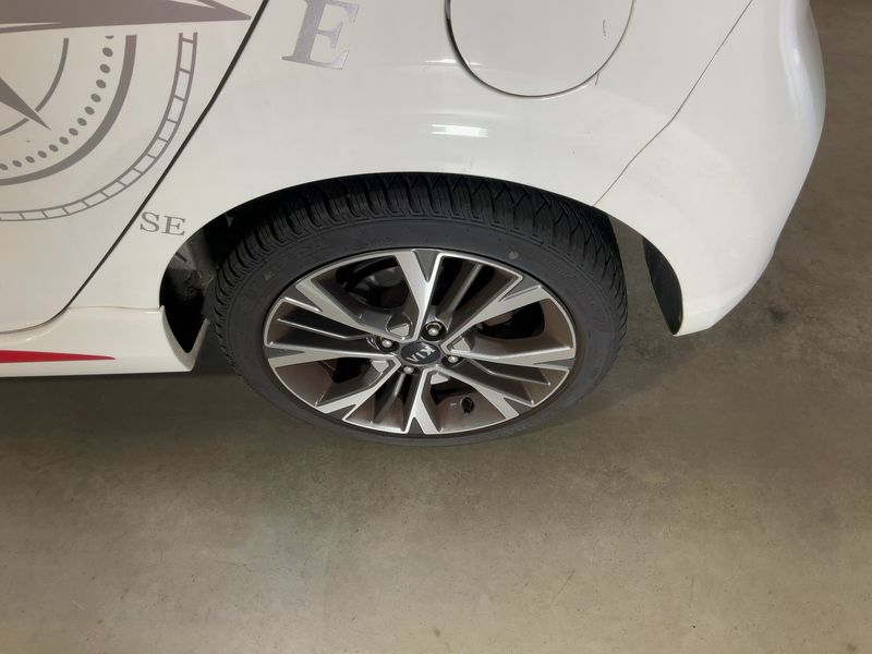 Kia Picanto 1.2 GT Line 2021 – снимка 5