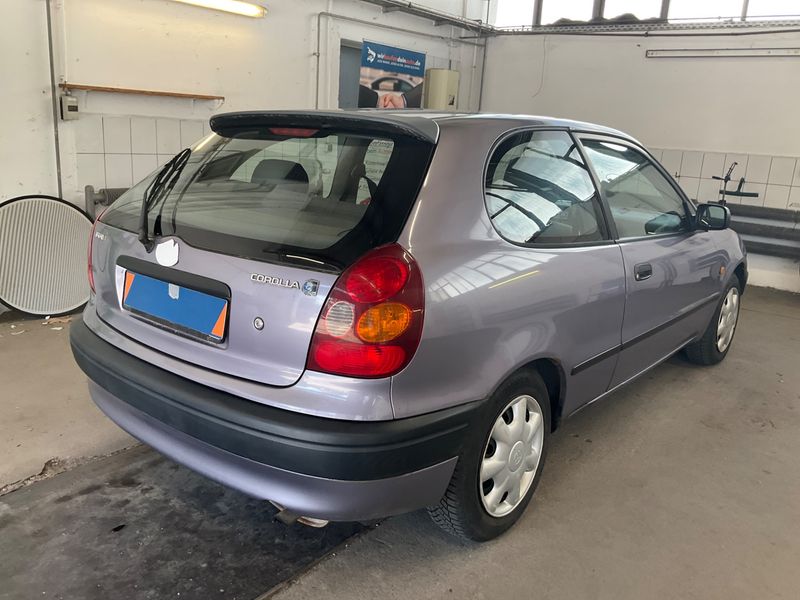 Toyota Corolla 1.4 Compact — zdjęcie 2