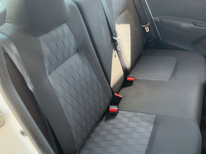 Citroen C-Elysée 1.6 Blue-HDi Exclusive — zdjęcie 14