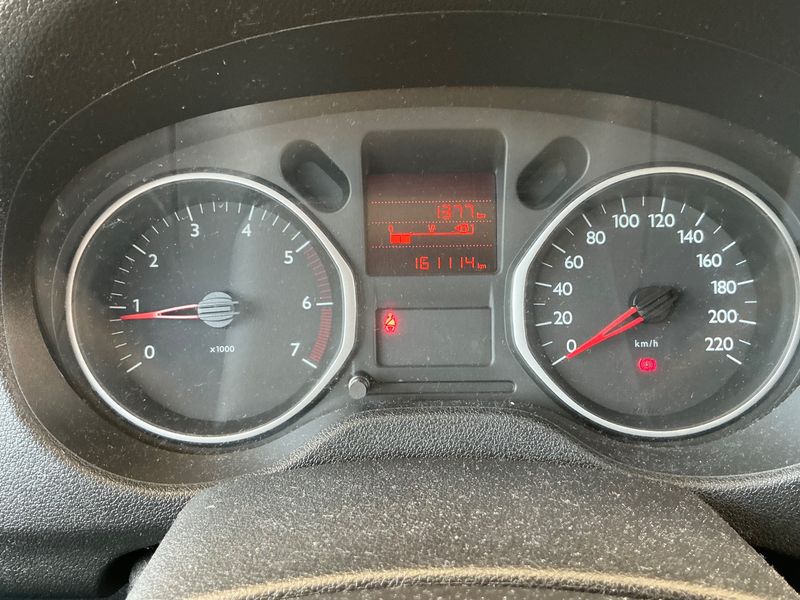 Citroen C-Elysée 1.6 Blue-HDi Exclusive — zdjęcie 13